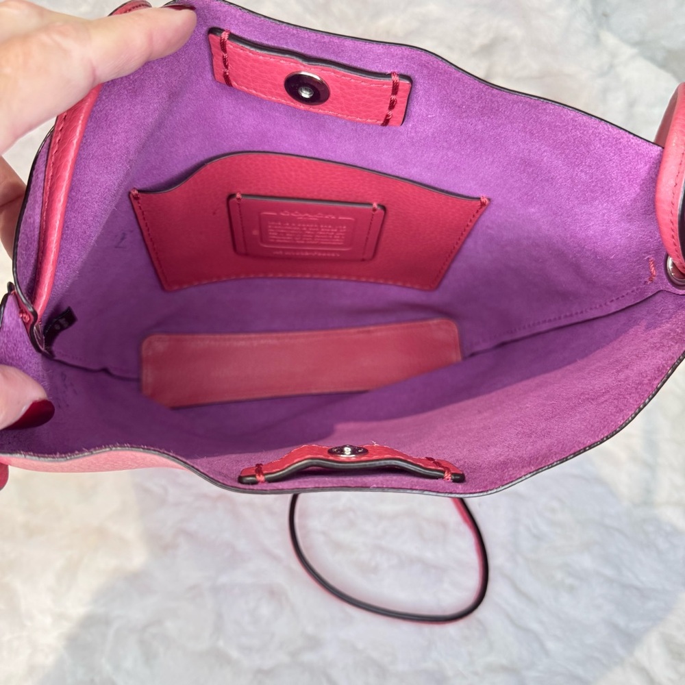 Coach Derby Crossbody in Strawberry Red Pebble Leather - Picture 3 of 10